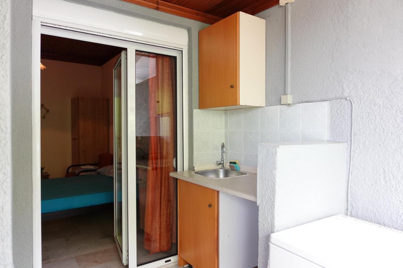 Camping Mitikas And Bungalows Pláka Litókhoro Eksteriør bilde
